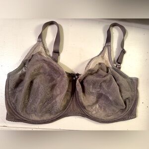 Grayish purple 36H Bra Wacoal